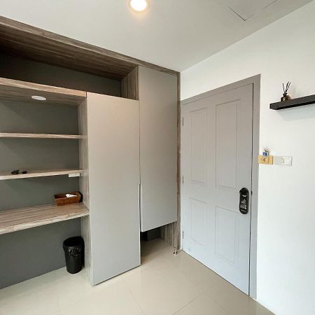 Hotel Kefir Phuket à Kamala Beach Extérieur photo